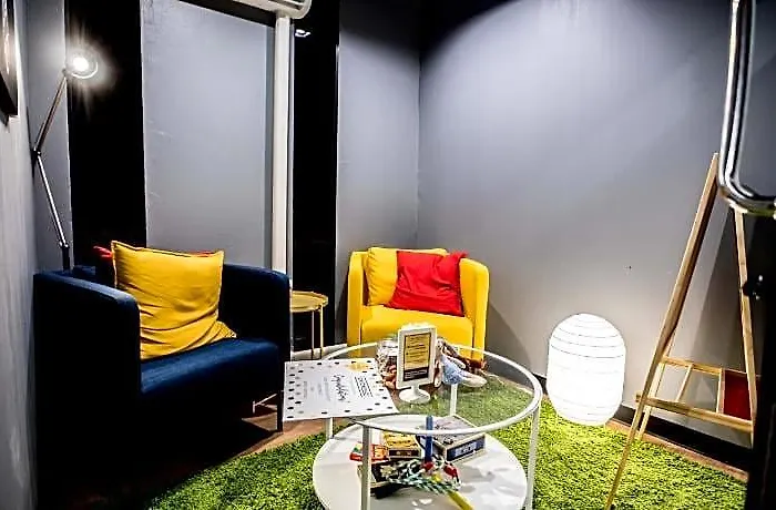 מלון The Capsule By Unionspace Co-working And Co-living בנגקוק